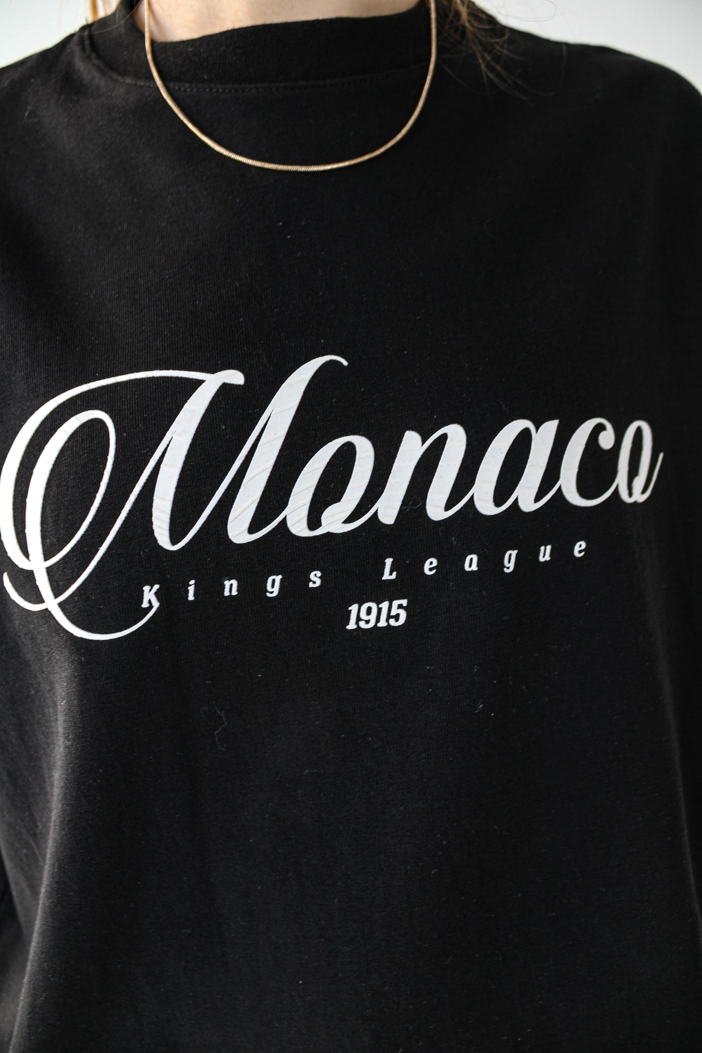 CAMISETA MONACO NEGRA