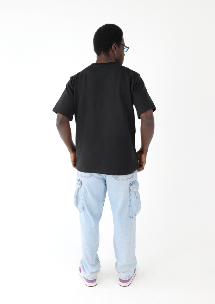 CAMISETA NEGRA BASICA