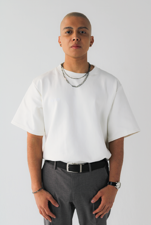 CAMISETA HUESO BÁSICA